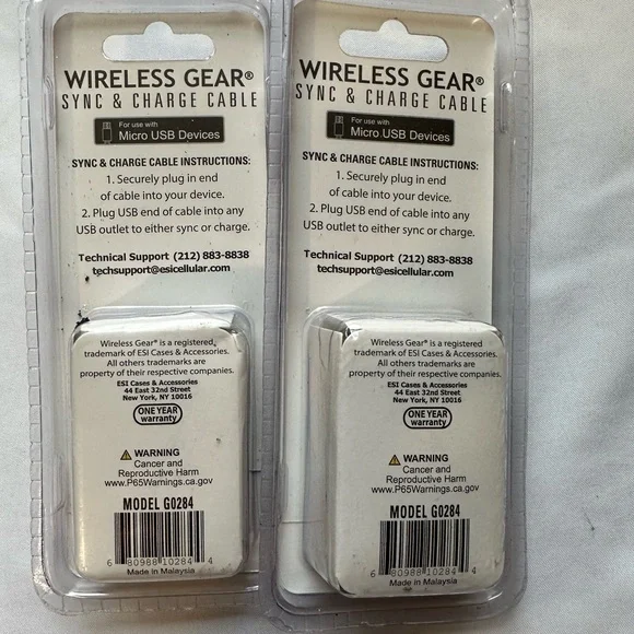 White and Blue Sync & Charge Cable - Picture 2 of 2